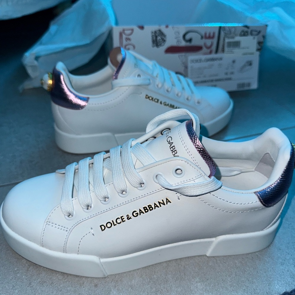 Dolce & Gabbana White Pink Gold Women’s sneakers Size 7 Basically Mew W/ Box & D